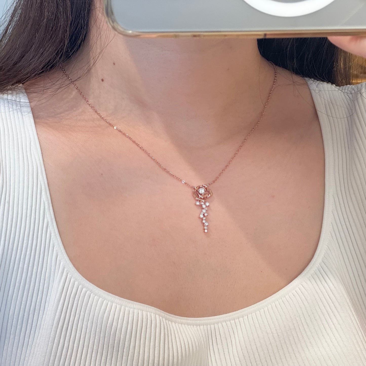 Never-Fading Rose Moissanite Necklace