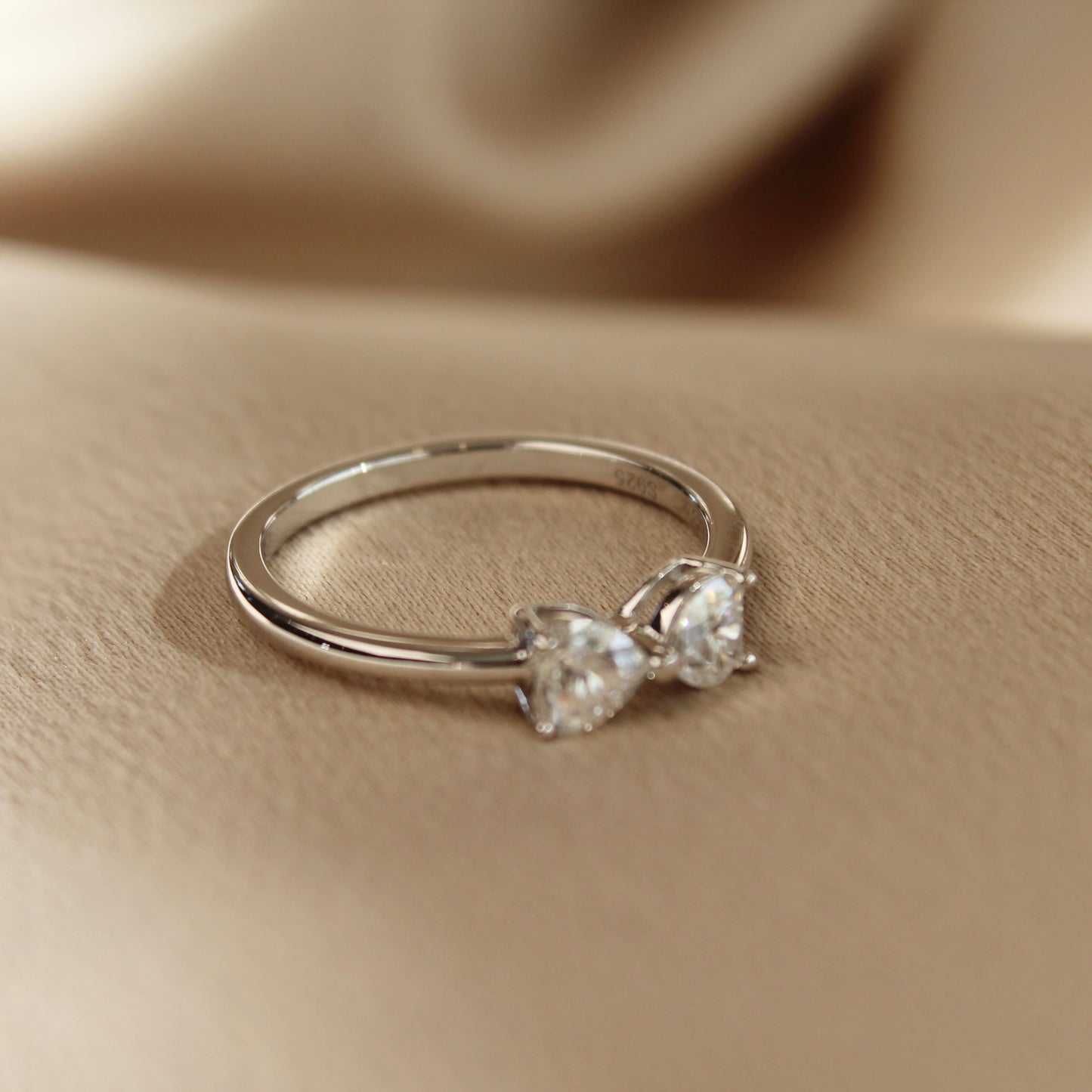 Bowknot Moissanite Ring