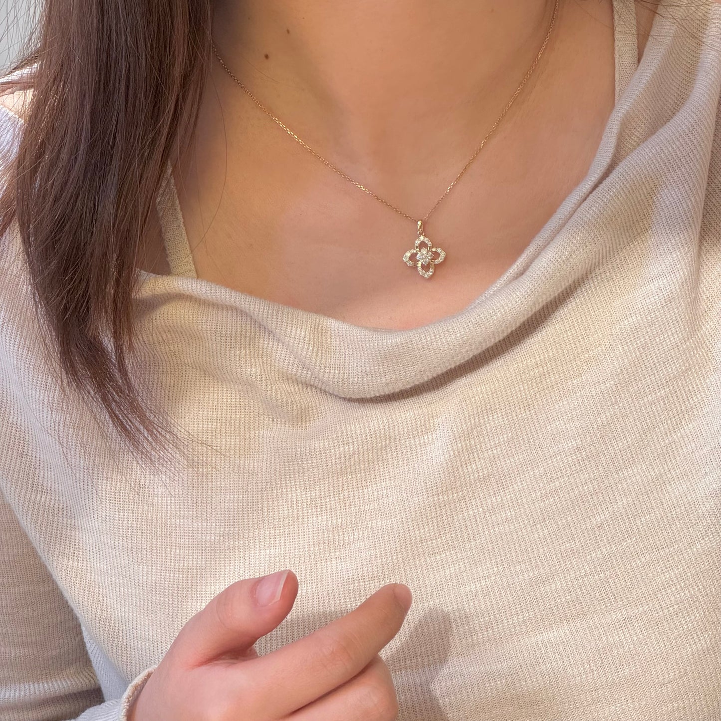 14K Solid Gold Clover Pendant