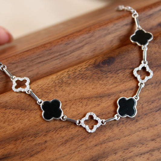 墨翠Natural Black Jadeite Clover Bracelet