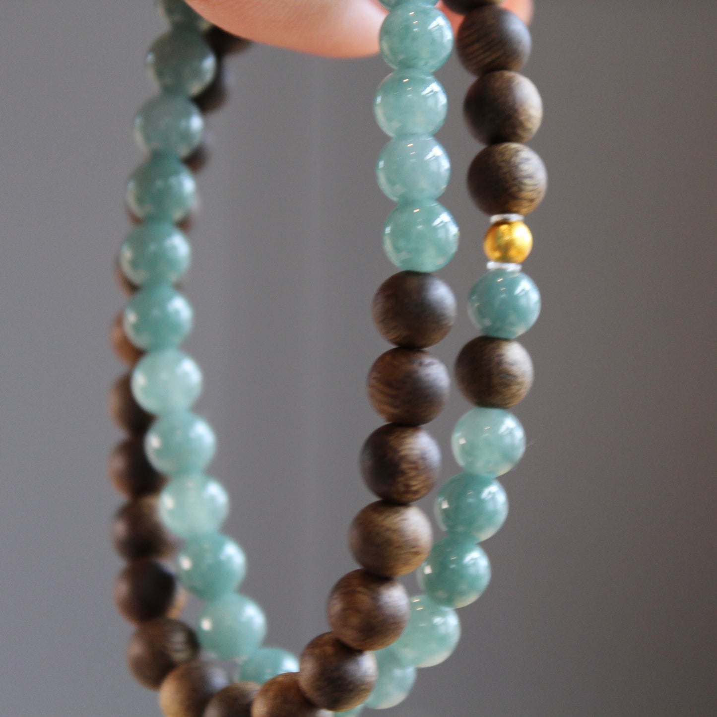 蓝水翡翠沉香双圈手串 Two Layer Bracelet of Natural Jadeite and Agarwood 6mm