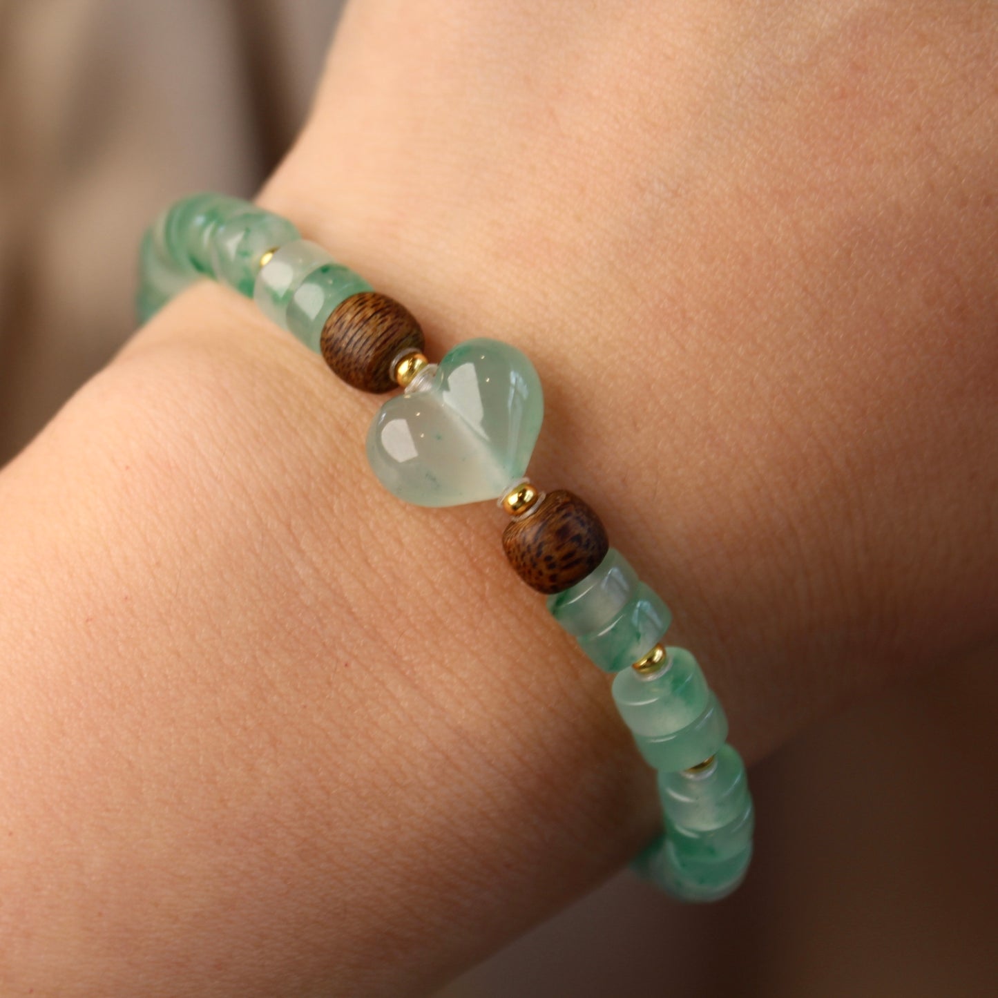 非洲翠屁桃沉香 African Aventurine & Agarwood Bracelet