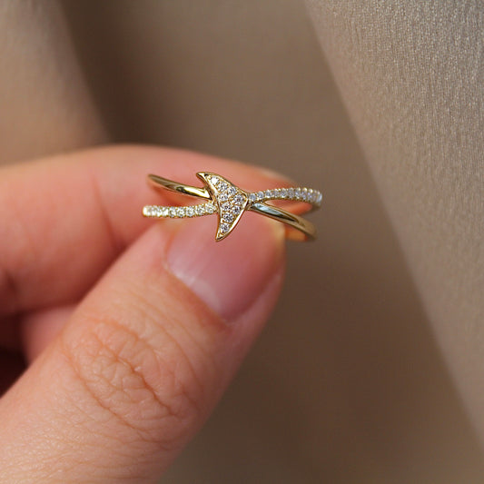 14K Solid Gold Fishtail Ring 年年有鱼