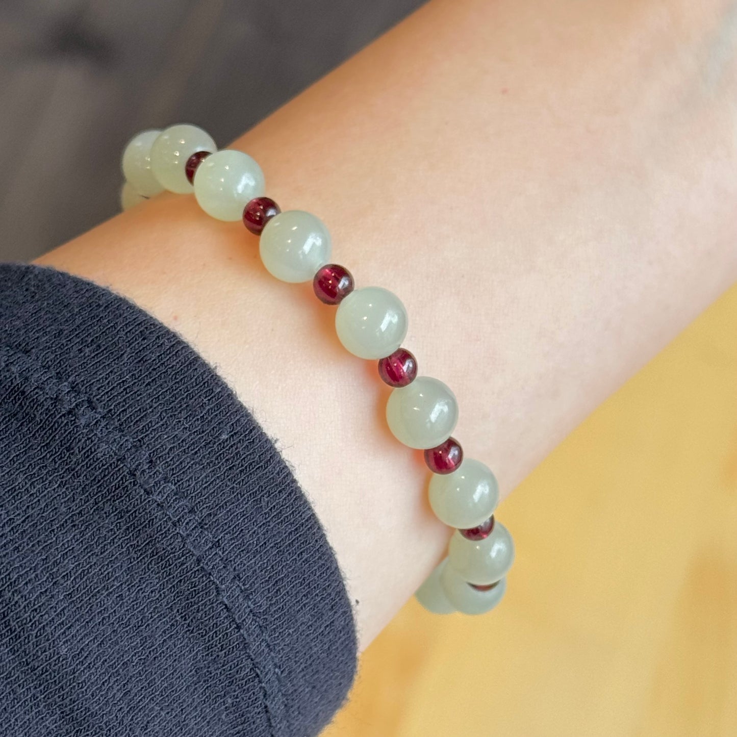 Natural Jade & Garnet Bracelet