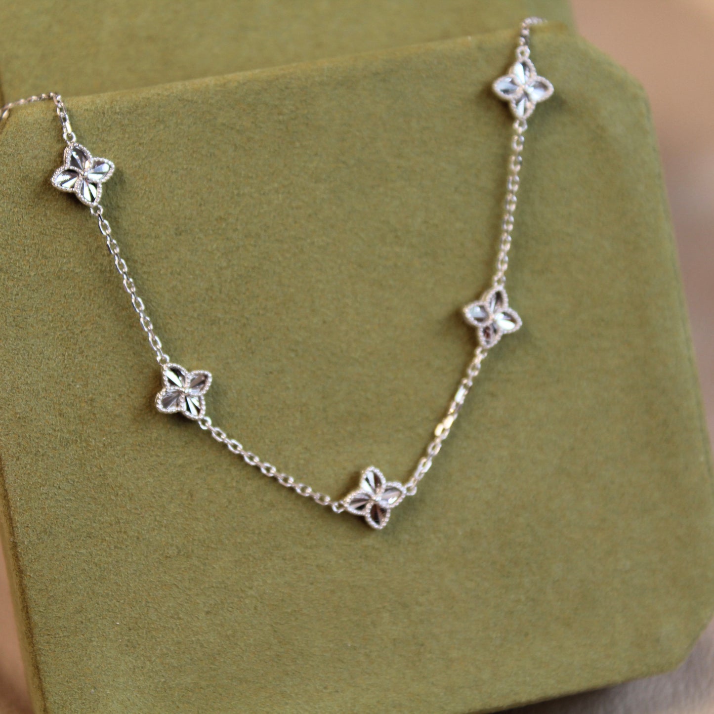 14K Solid White Gold Clover Bracelet 双面车花工艺