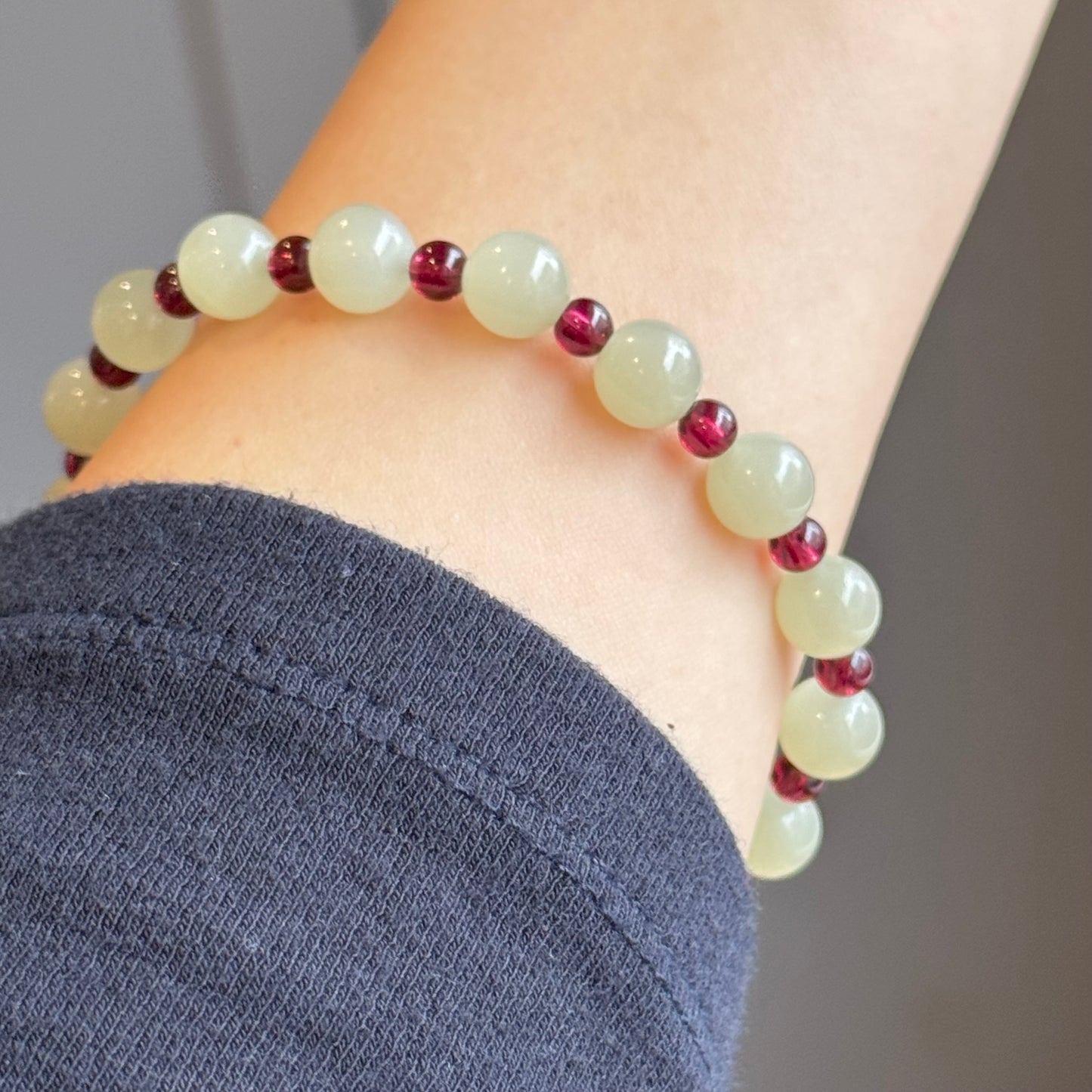 Natural Jade & Garnet Bracelet