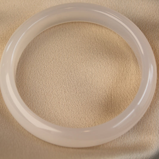 白月光玉髓手镯Bangle Bracelet