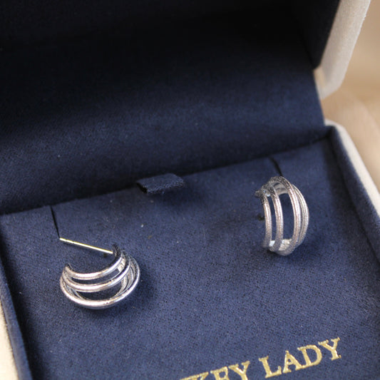 Twisted Line Stud Earrings