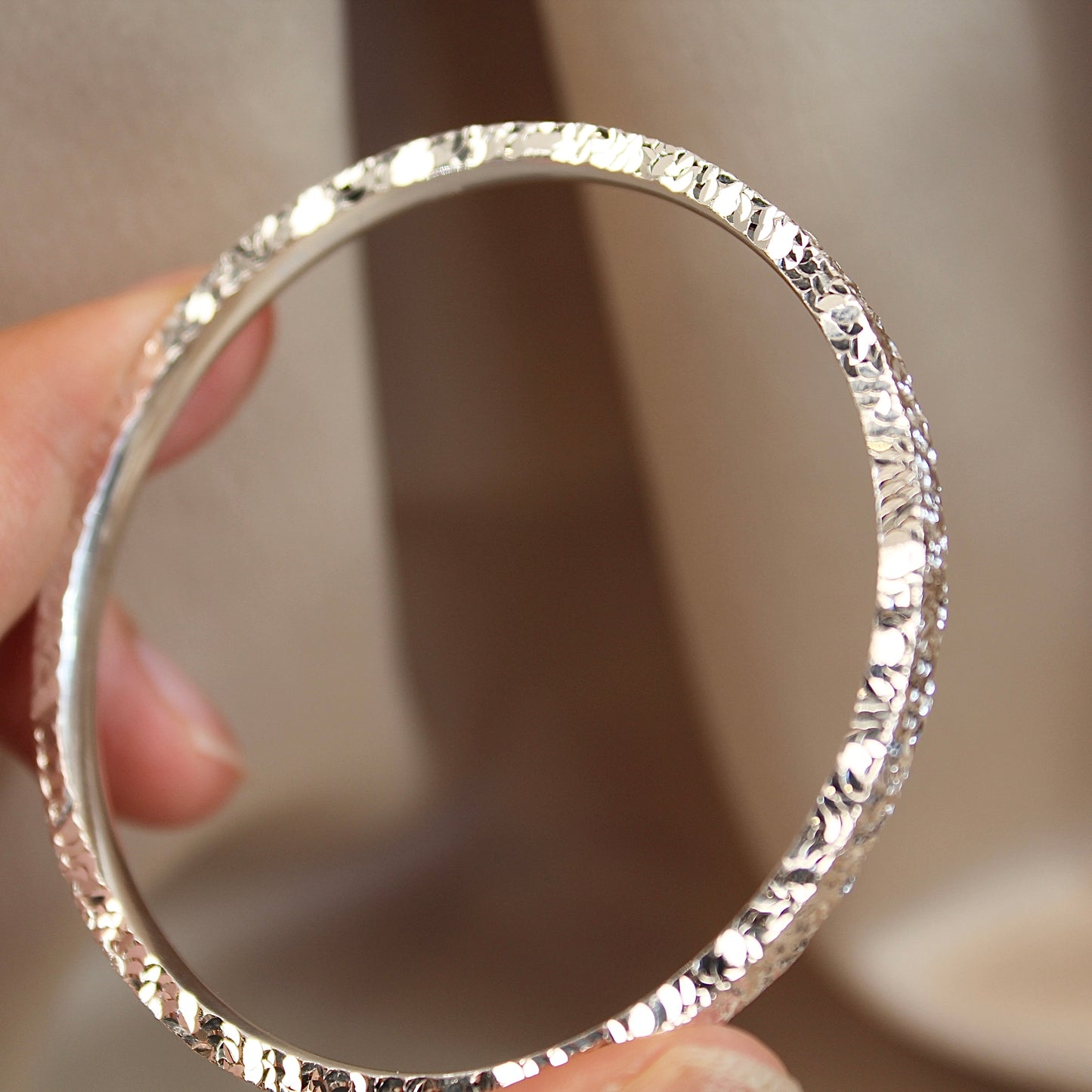 碎冰冰实心Sparkling Crushed Ice Silver Bangle Bracelet