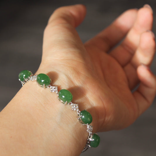 Big Oval Natural Green Jade Bracelet