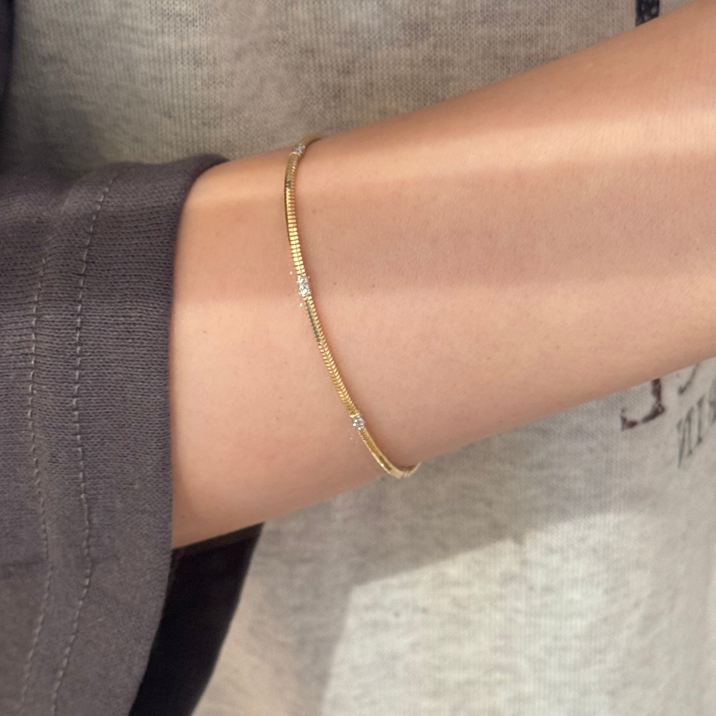18K Solid Gold Shiny Bracelet