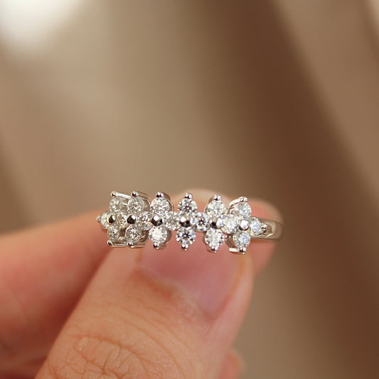 Lucky Clover Moissanite Ring