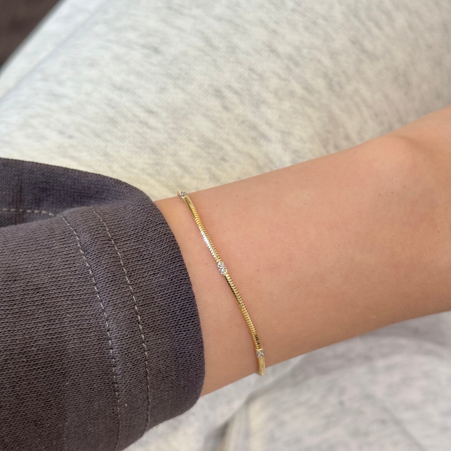 18K Solid Gold Shiny Bracelet
