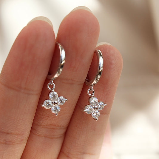 Lucky Clover Moissanite Hoop Earrings