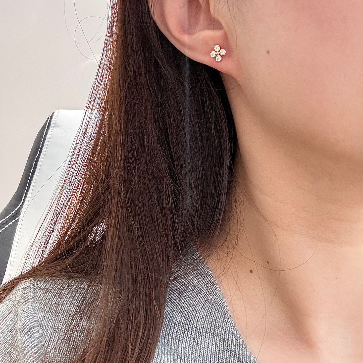 14K Solid Gold Small Clover Earrings