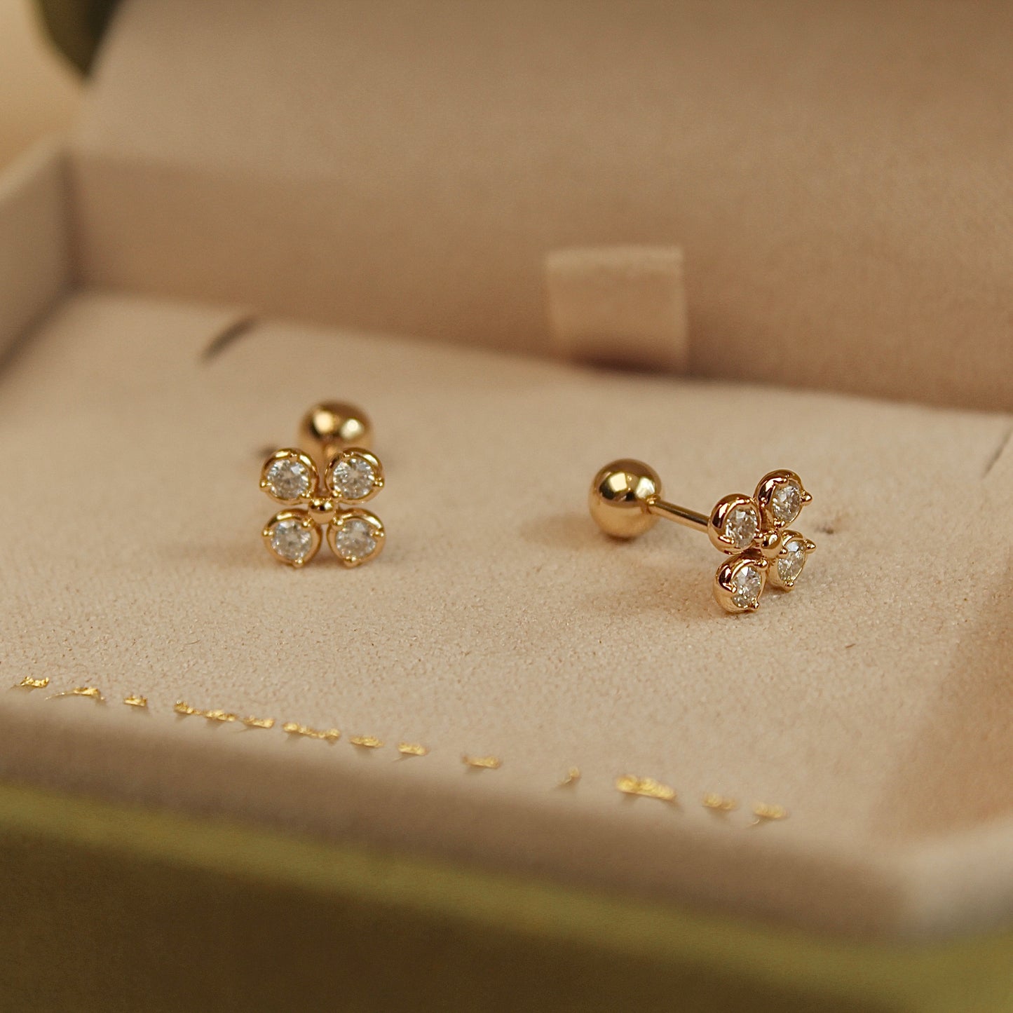 14K Solid Gold Small Clover Earrings
