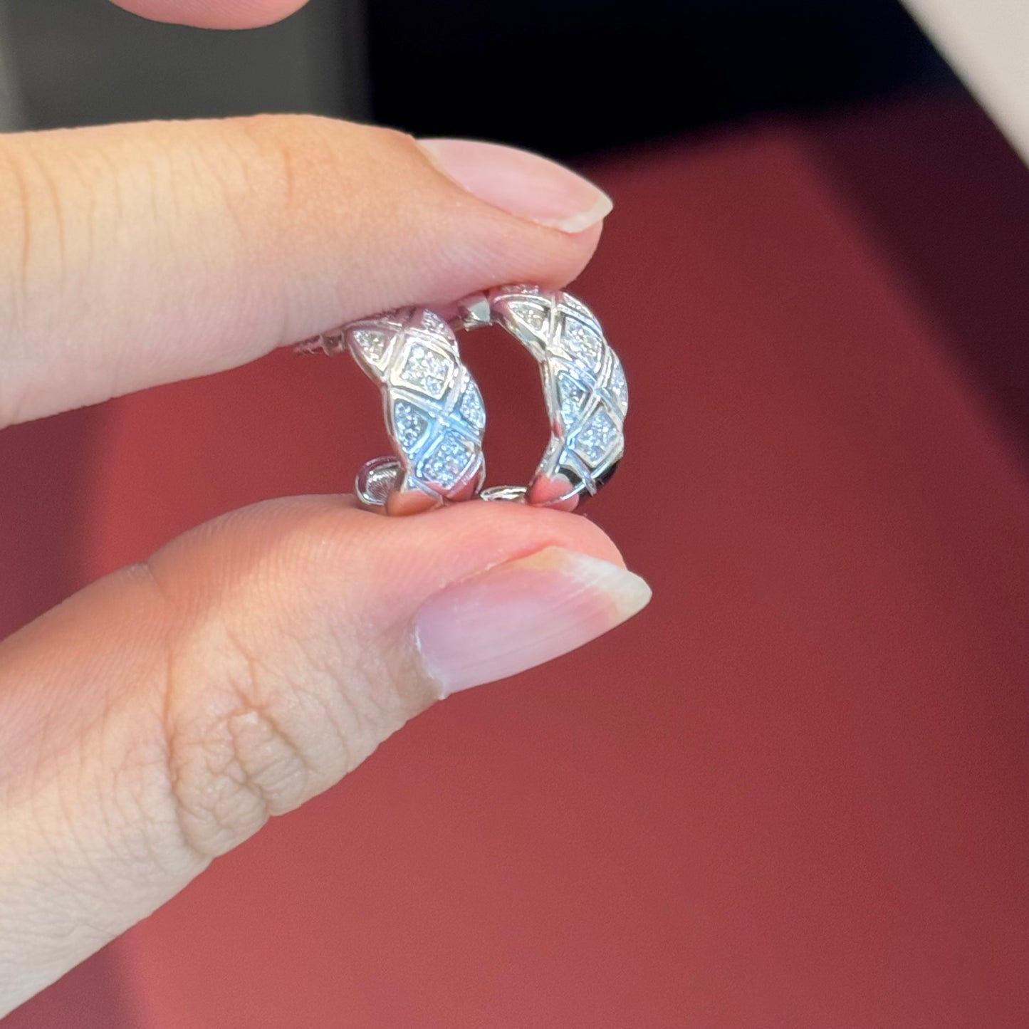 Plaid Moissanite C-Shape Earrings
