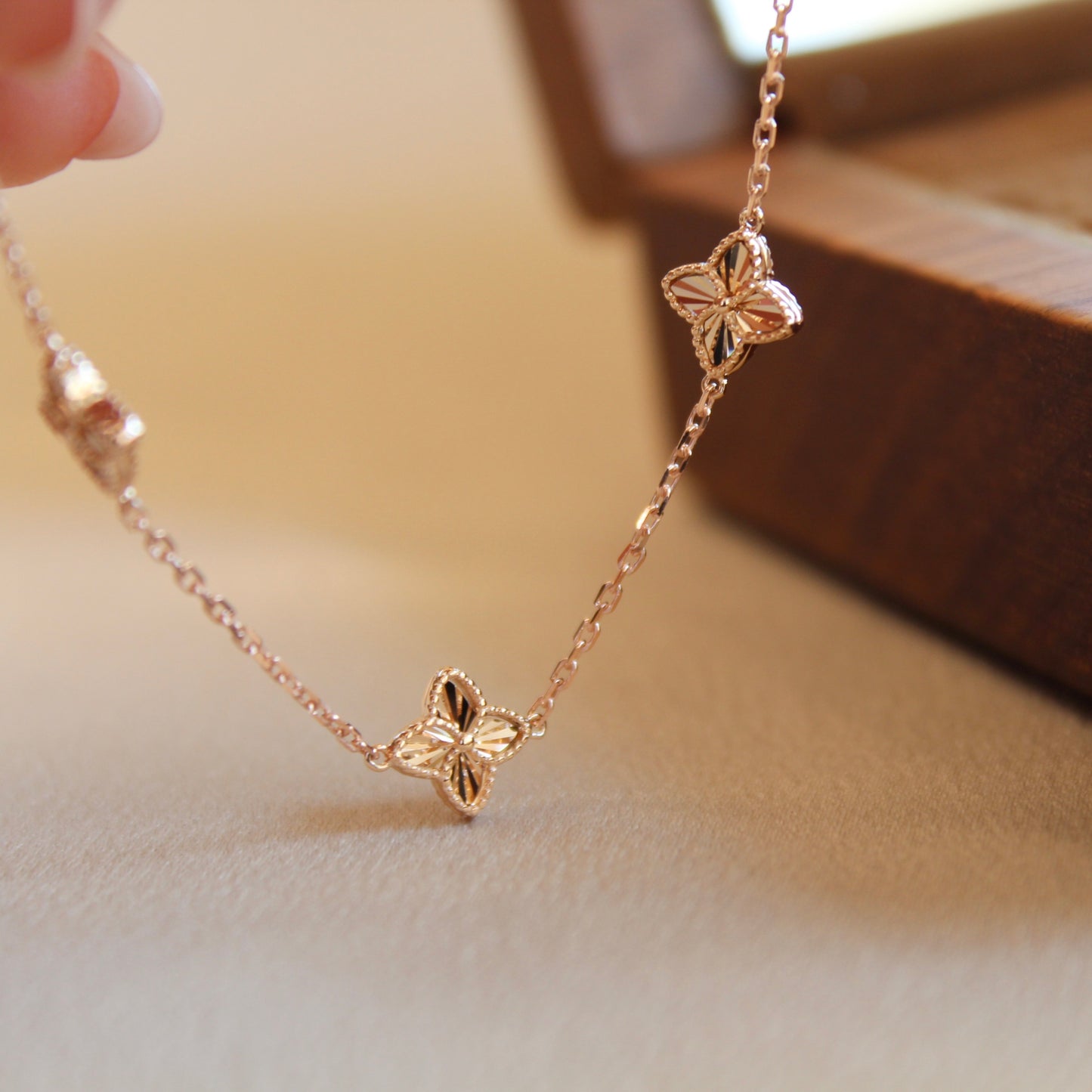 14K Solid Rose Gold Clover Bracelet 车花工艺