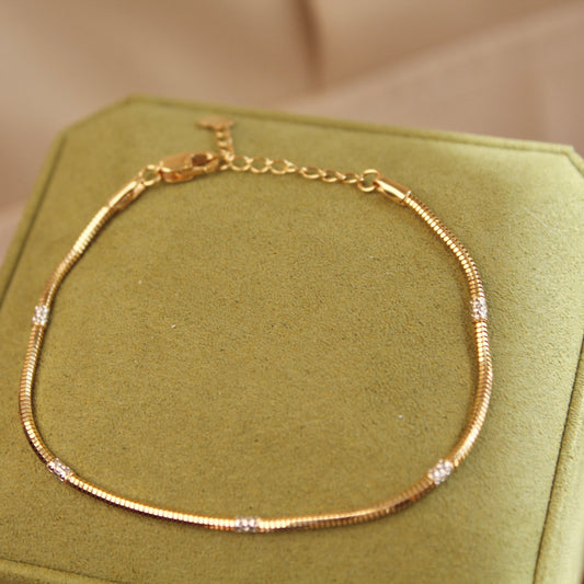 18K Solid Gold Shiny Bracelet