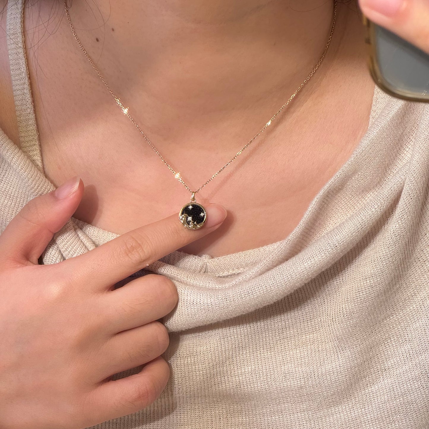 14K Solid Gold Star River Pendant