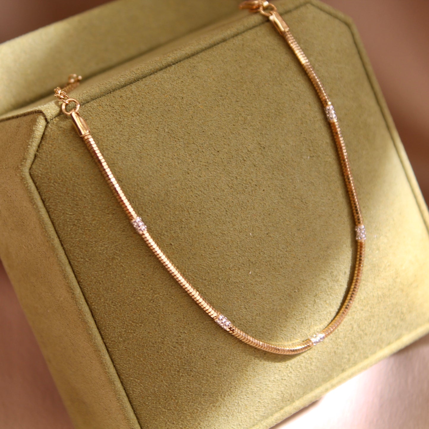 18K Solid Gold Shiny Bracelet