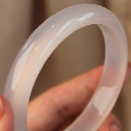 白月光玉髓手镯Bangle Bracelet