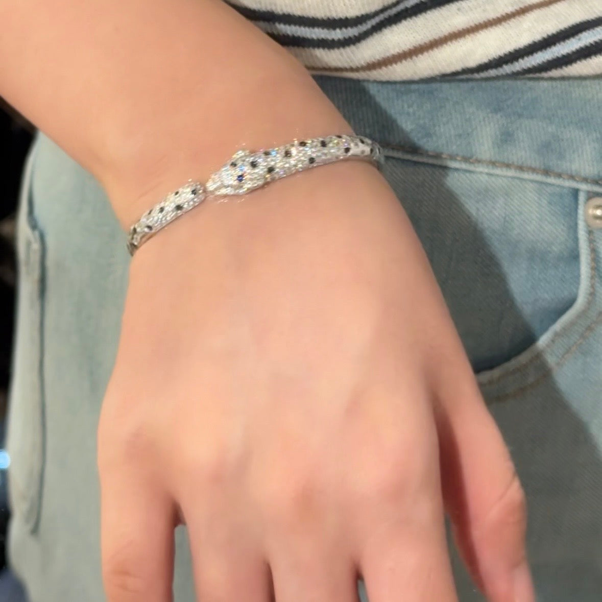 Leopard Oval Bangle Bracelet