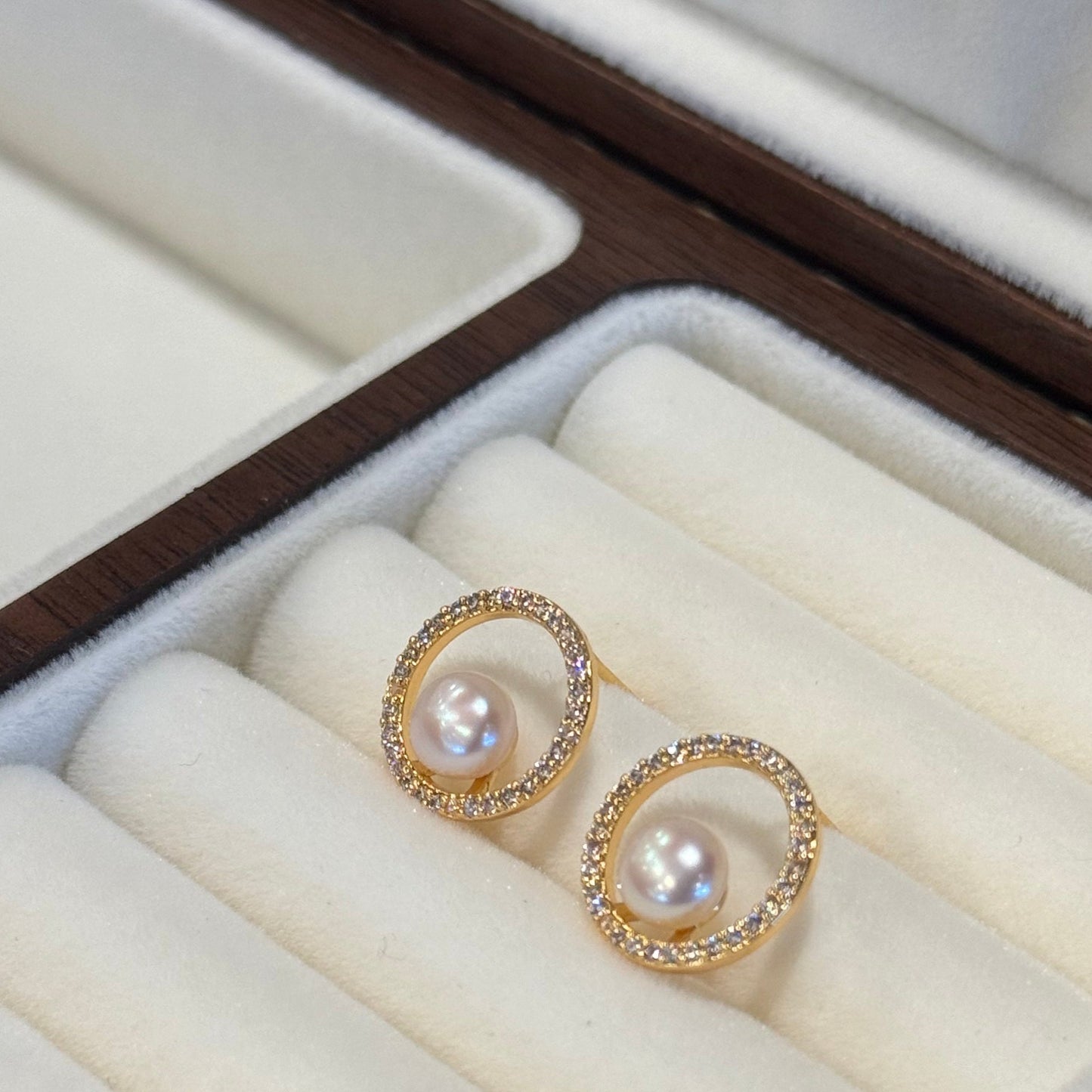 Circle Pearl Stud Earrings