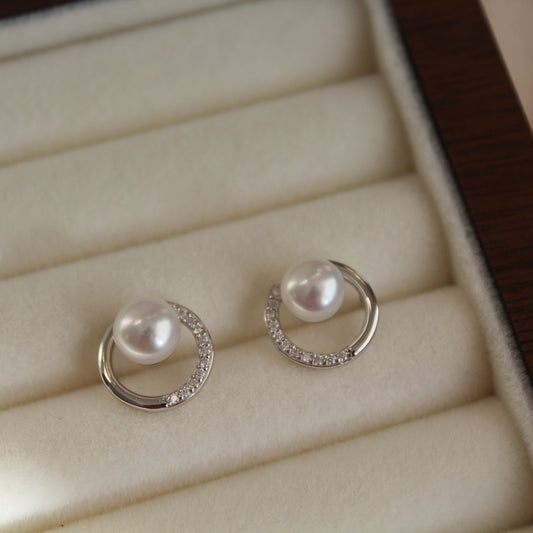 C-Shape Moissanite & Pearl Earrings