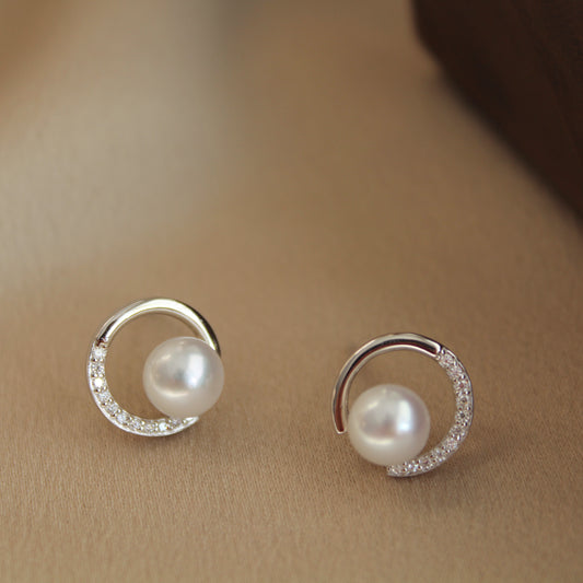 C-Shape Moissanite & Pearl Earrings